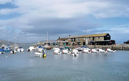 lyme-regis-holiday